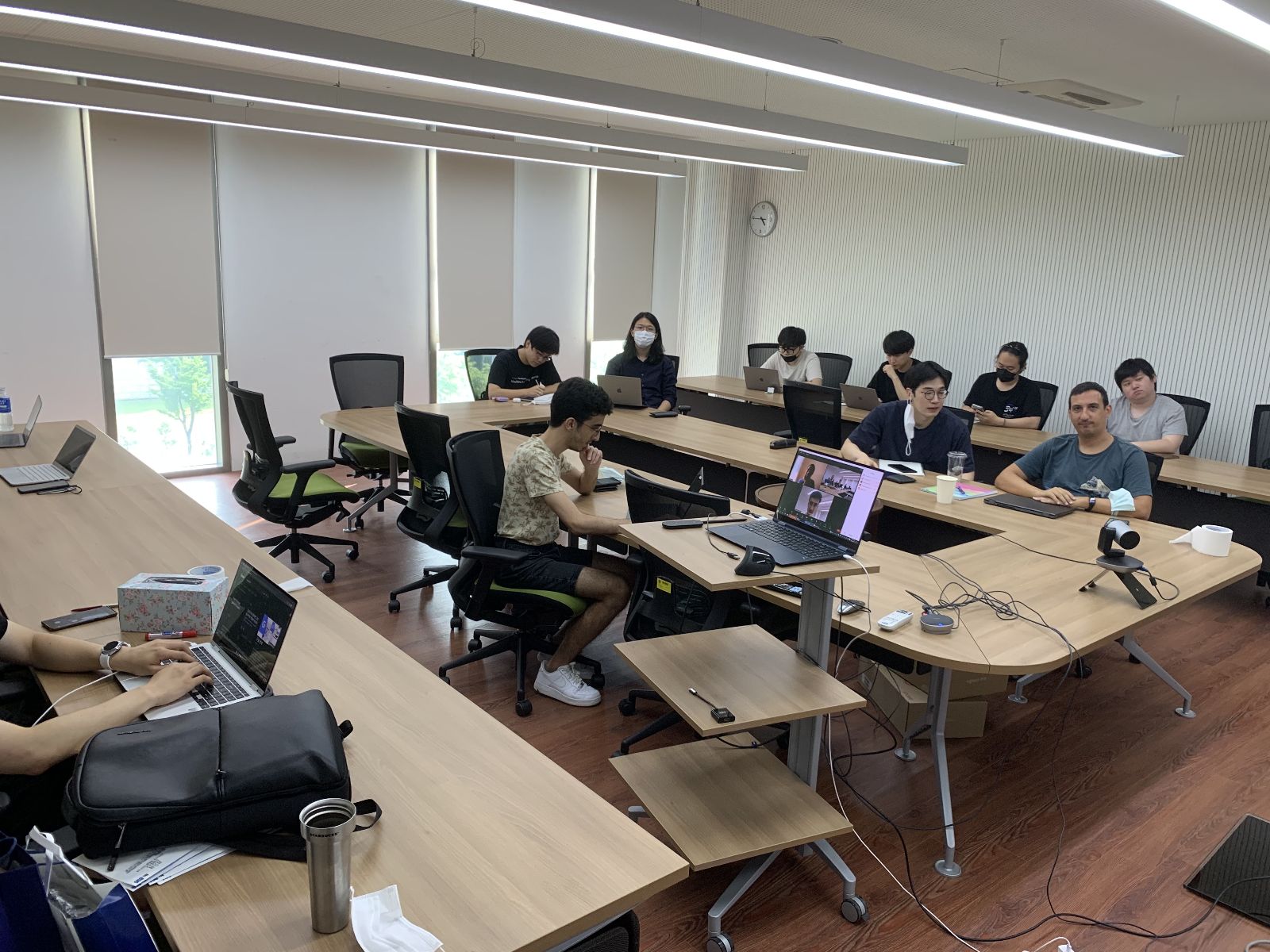 Yonesi University and Boğaziçi University  Computer Engineering Teams discussing Testbed